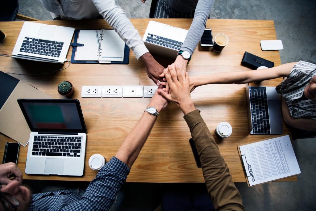 The Best Traits That Separate a Leader From a Boss 1024x683