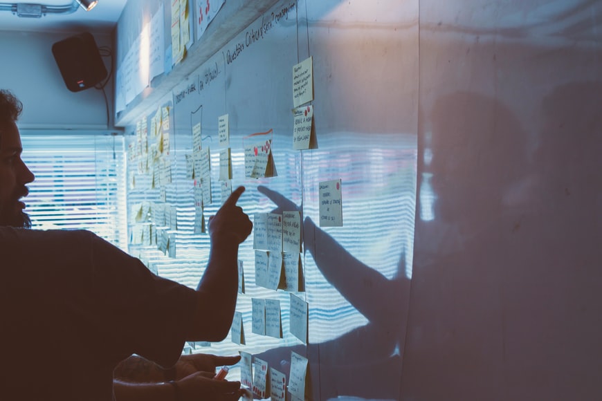 Organize Your 2022 Content Strategy With a Content Operations Framework illustration