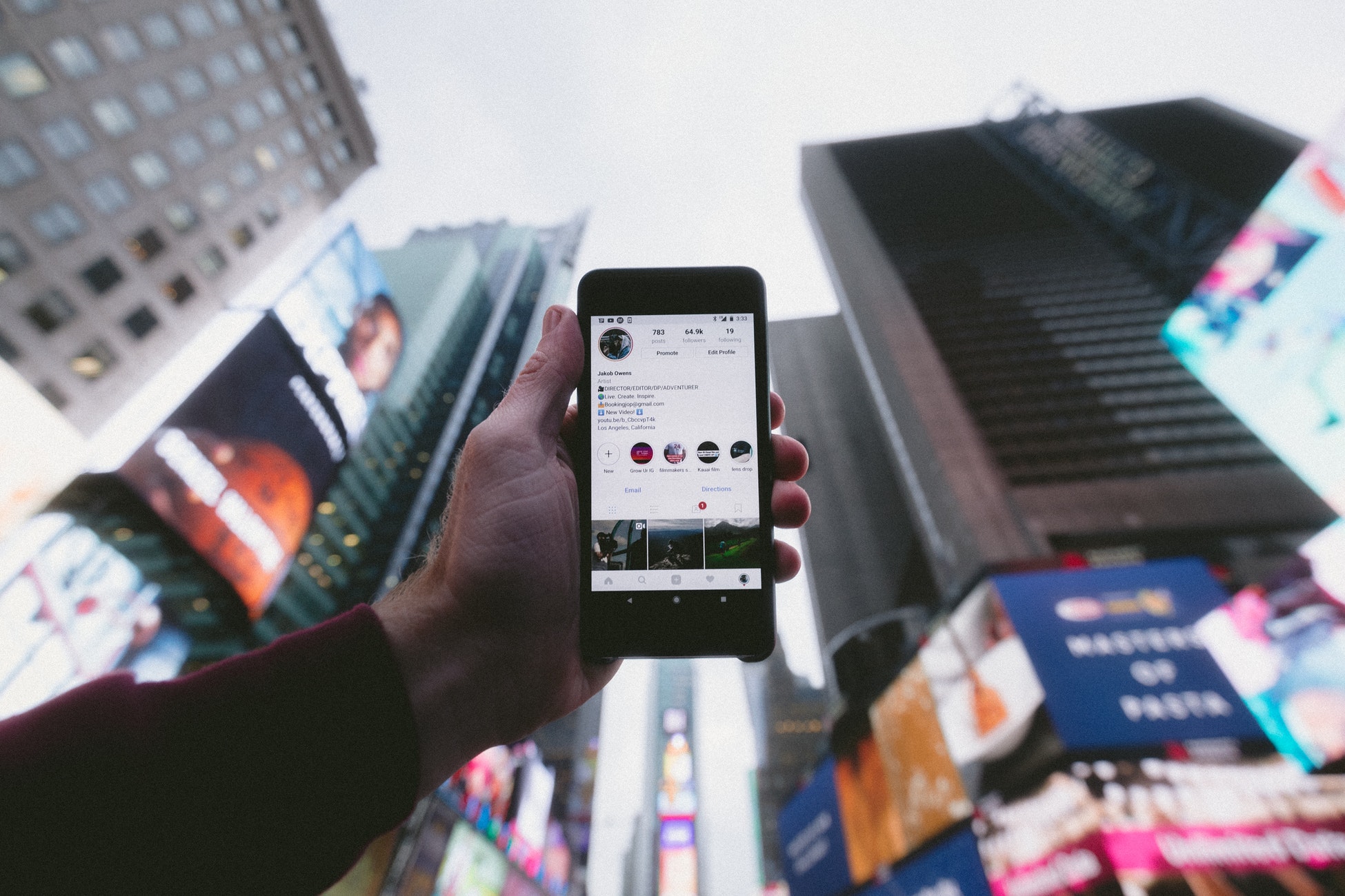 Dominate Instagram With These Fresh Content Strategies illustration