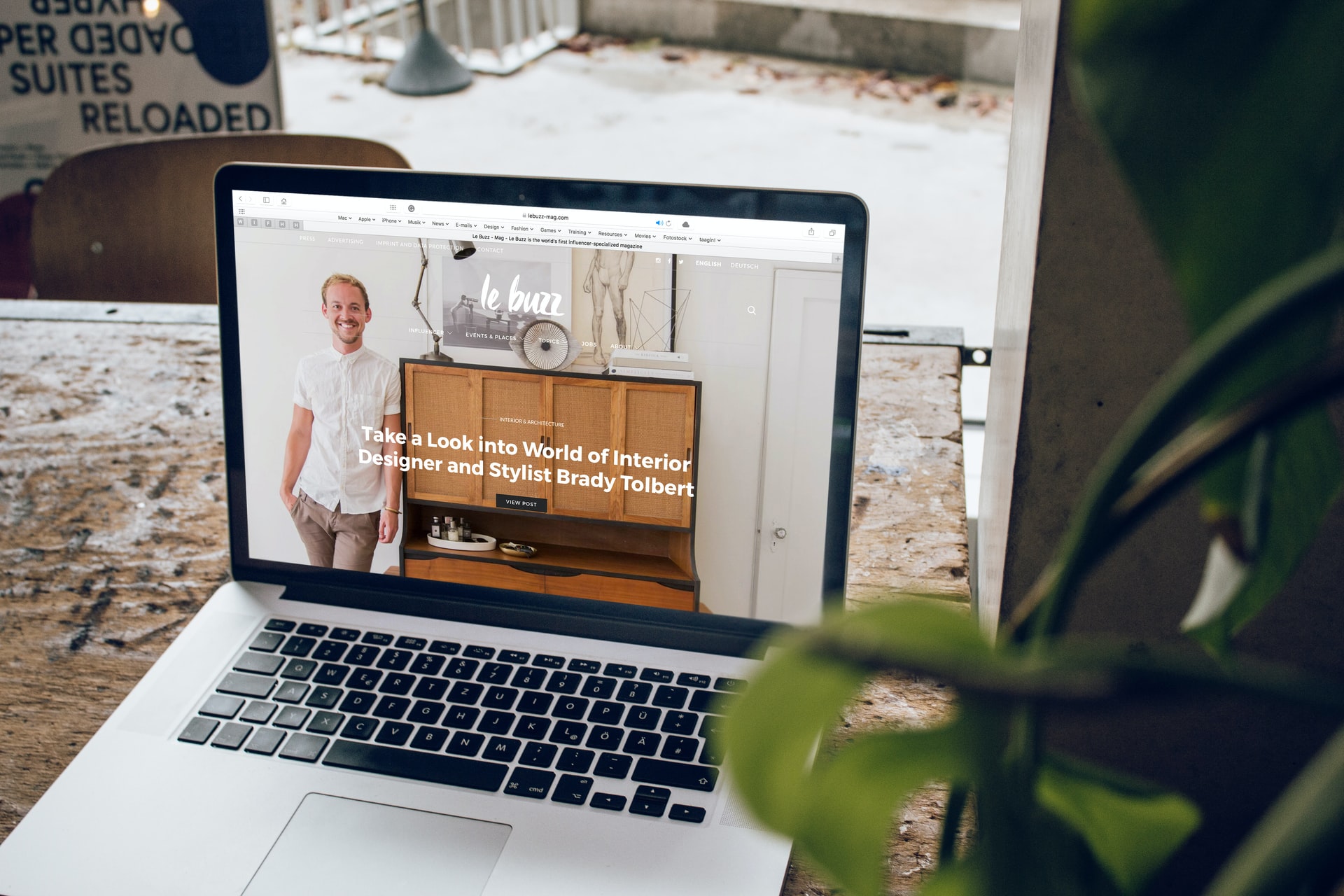 Landing page example