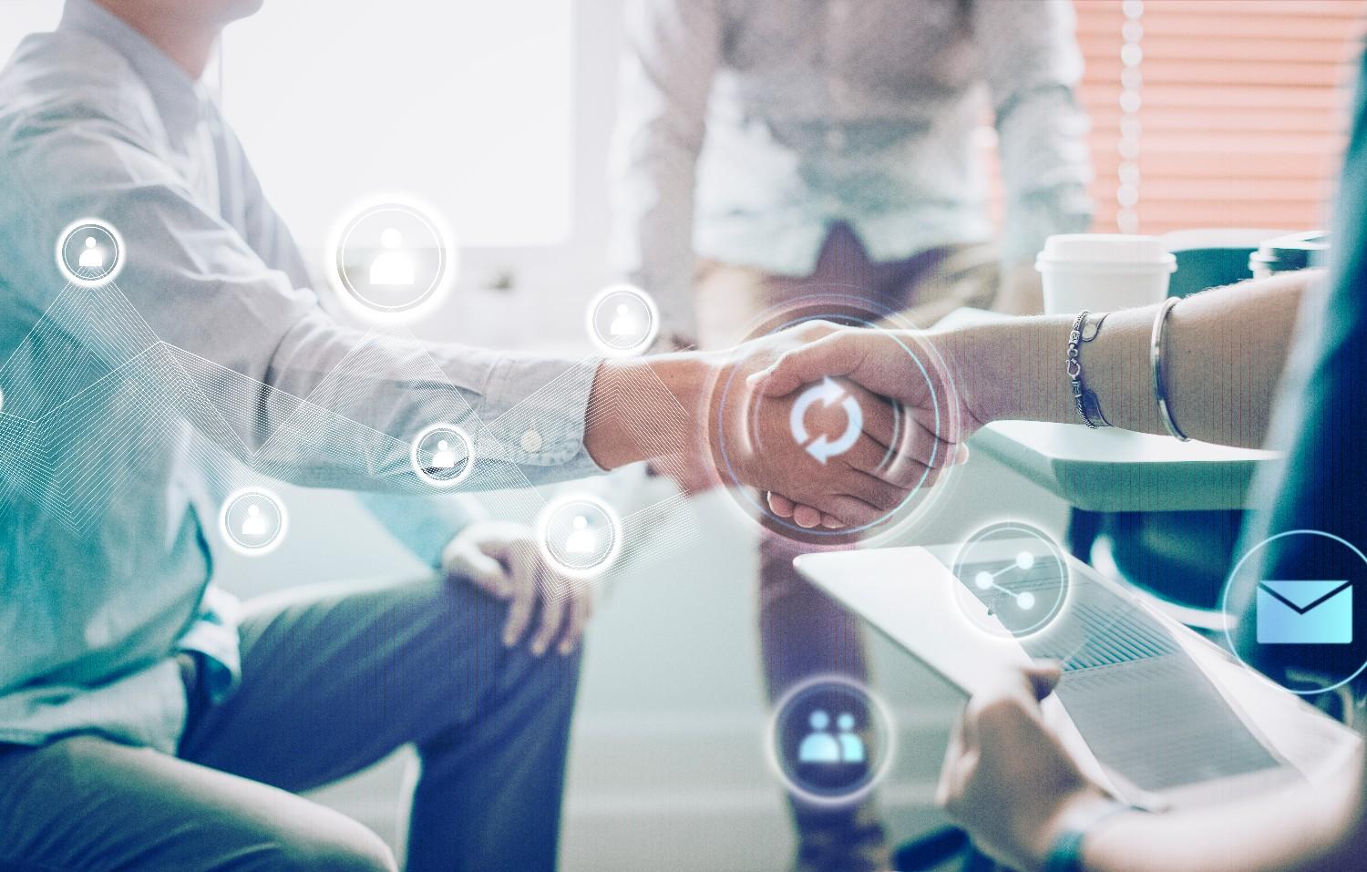 B2B digital contract partnership handshake